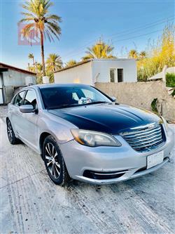 Chrysler 200